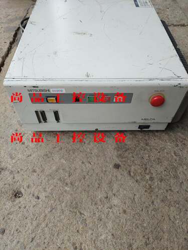 拆机三菱，CR-E116，机器人控制柜，里面成色不错很新询价