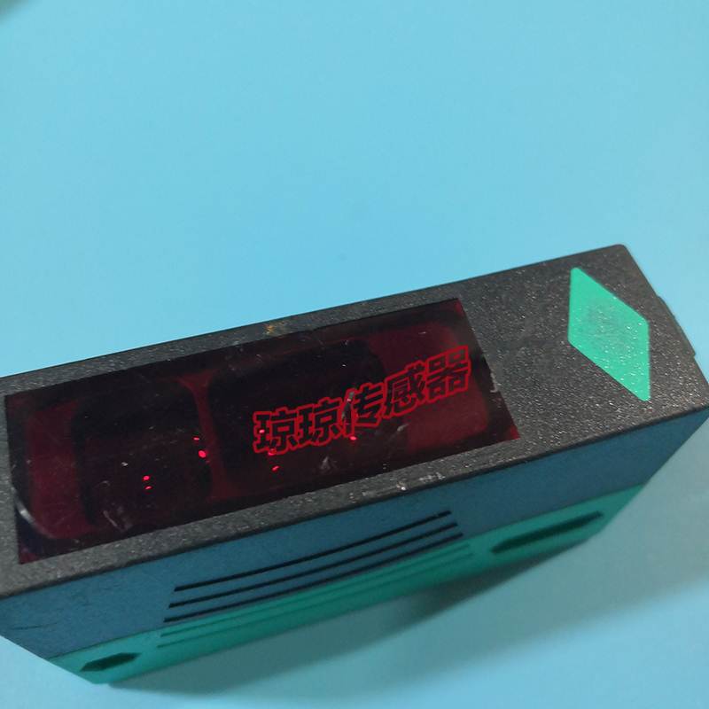 德国P+F倍加福RL28-55/47/82b/105反射式光电开关插件式传感器询