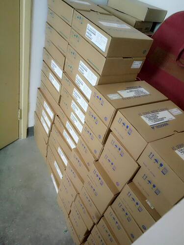 SGMMS-01A3C6E/SGMAS-A5ACA4C安川伺服电机全新，欢迎询价。询价