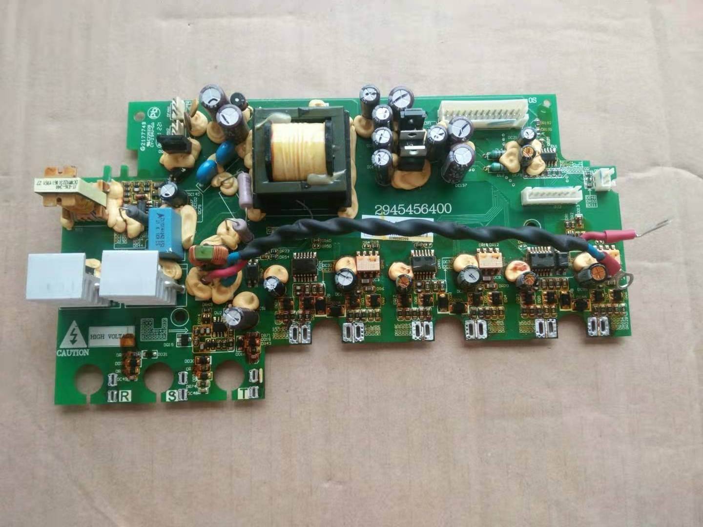 台达变频器VFD220B43A