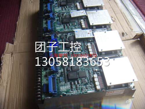 ￥安川CACR伺服驱动器CACR-SR15BE13SY44 1.5KW也可维询价