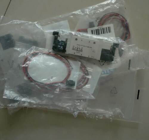 $FESTO电磁阀 VUVG-L10-B52-T-M5-1H2L-W1 577317询价