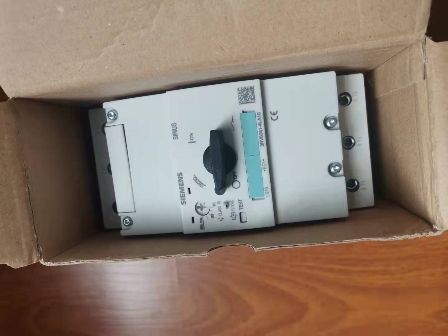 西门子断路器3RV5041-