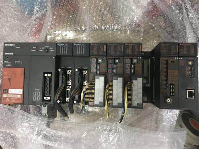 三菱PLC：A173UHCPU A172SENC A1SJ61BT11 A1SJ71BR11 一组 仪价