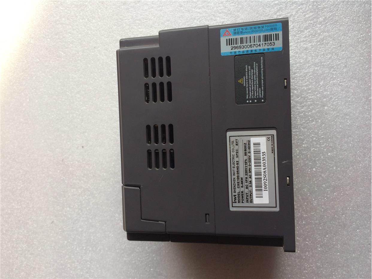 CHE手100-0R4G-2三菱变频 原装二 可充新 英腾 威0.4KW 变频S器 2