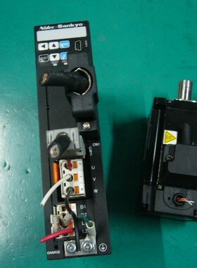 拆机 200W 伺服驱动器 DA21211 配套电机 MH201N2LN07询价