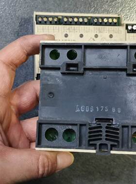 议价*3RG9002-0DB00 6ES5 101-8UC11 西门子AS接口模块 原装￥