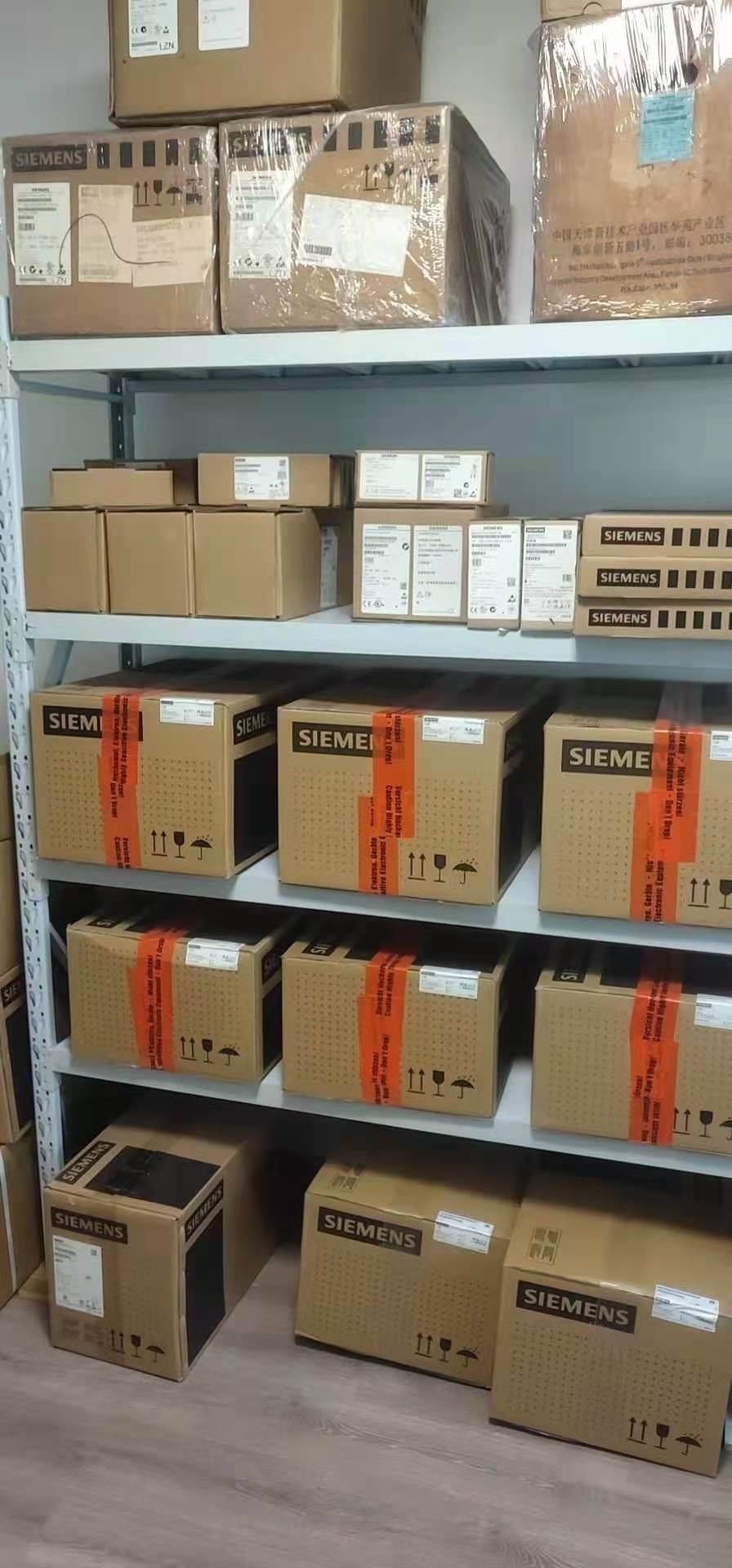 西门子6ED1052-2FB00-0BA6LOGO!8逻辑控制器6ED10522FB000BA6询价