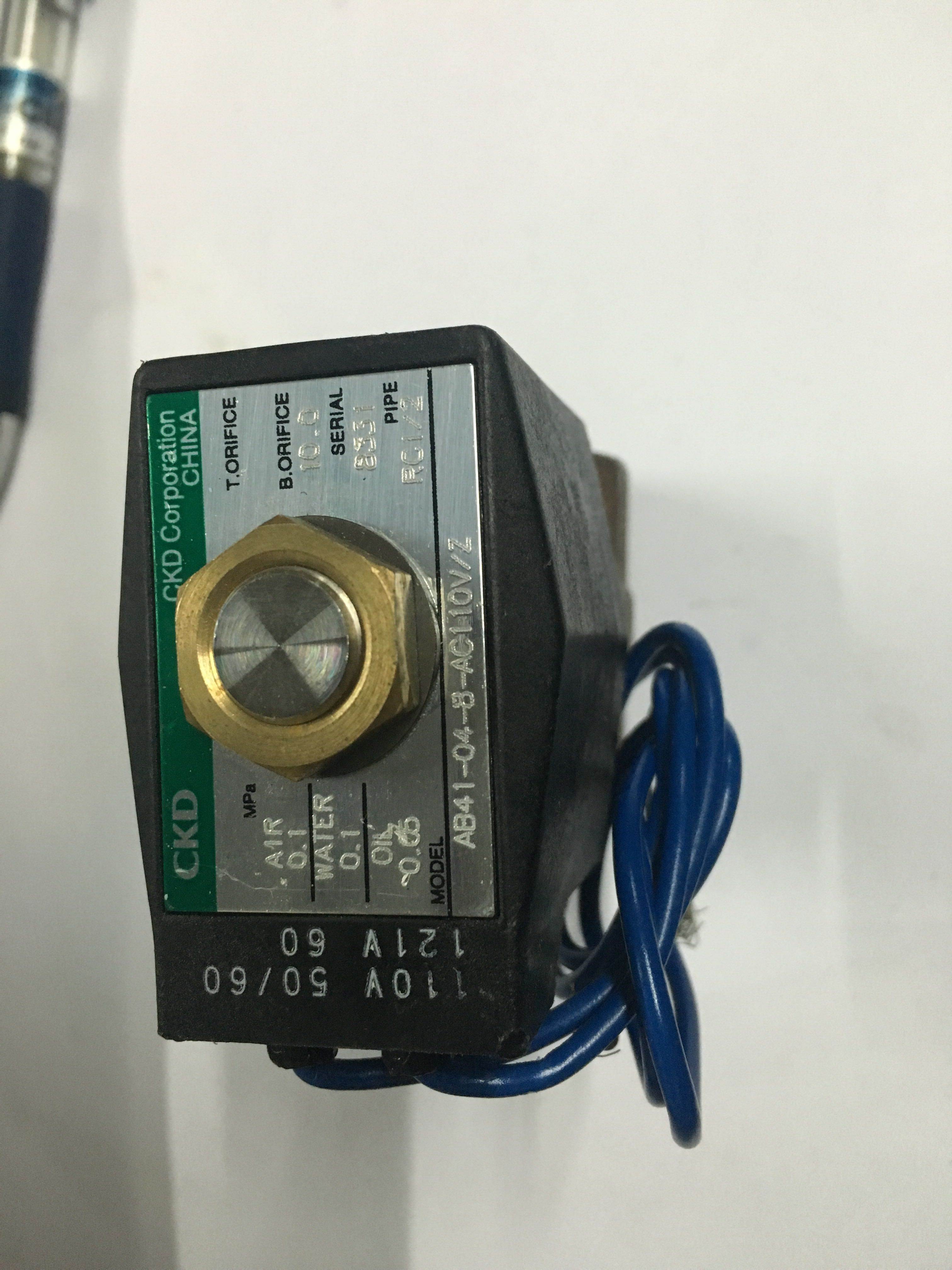 现货日本CKD电磁阀AB41-04-8-/R3N/AC110VAC220DC24全新秒发货！