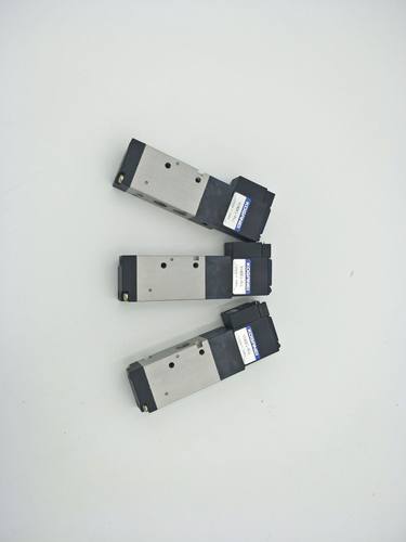 ￥全新日本小金井/KOGANEI电磁阀V182E1-PLL询价