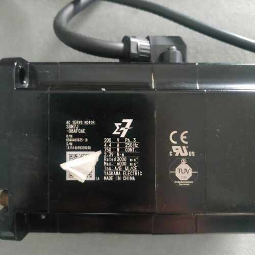 ￥2手7系安川750瓦伺服带刹车套装SGD7S-5R5A00A002/SGM7J-08AFC6