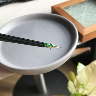 天然危料A货翡翠耳钉高冰种辣绿色阳绿925银镶证书 一物一图实拍