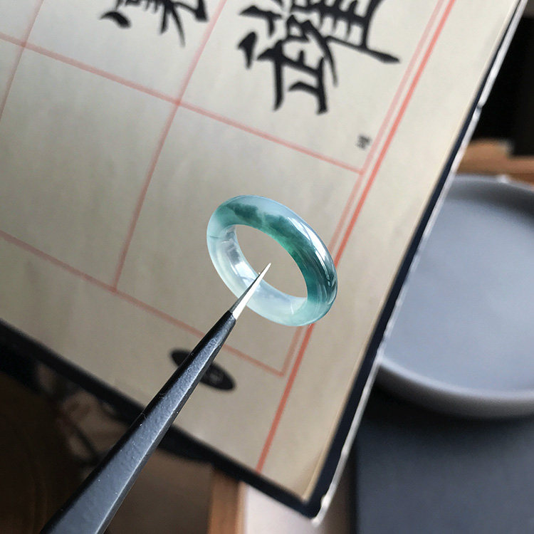 13 水墨山水画缅甸料天然老坑A货翡翠指环飘蓝花种老起胶戒指证书