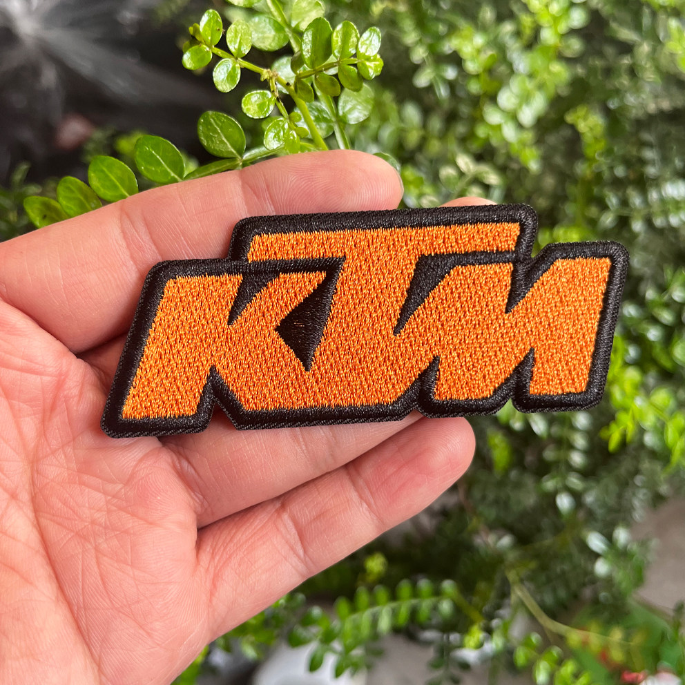 KTM摩托车LOGO刺绣魔术贴布贴图片