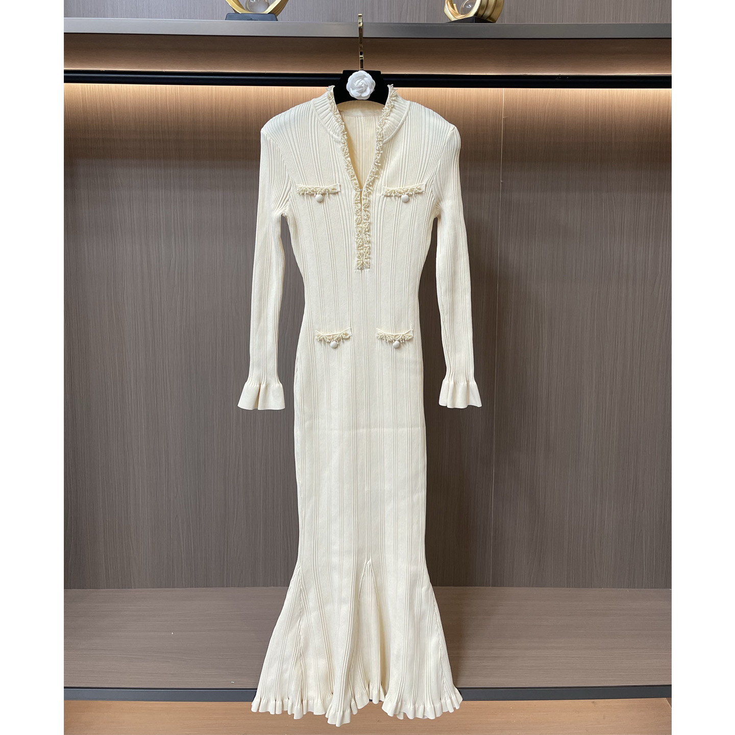 2025重工钉珠装饰针织连衣裙女秋冬修身显瘦气质包臀鱼尾长裙子