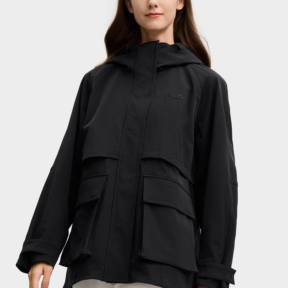 斐乐FILA女士梭织新款外套时尚休闲宽松连帽薄绒风衣F11W518706F