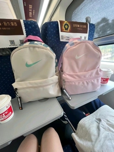 663 DR6091 Nike 耐克官方男女学生小巧运动休闲小奶包双肩包