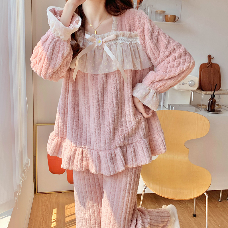 女坑条绒花边蝴蝶结睡衣套装