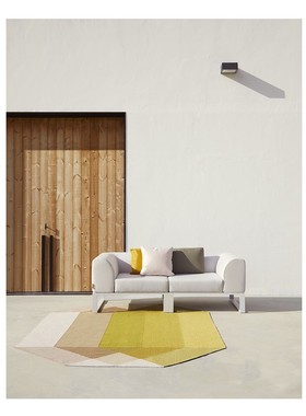 进口GAN不规则钻石形多色重叠防水防晒防霉地毯块毯黄蓝灰红色