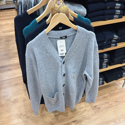 日本优衣库 正品 男女兼用 秋冬 纯羊毛 多色 开衫 保暖