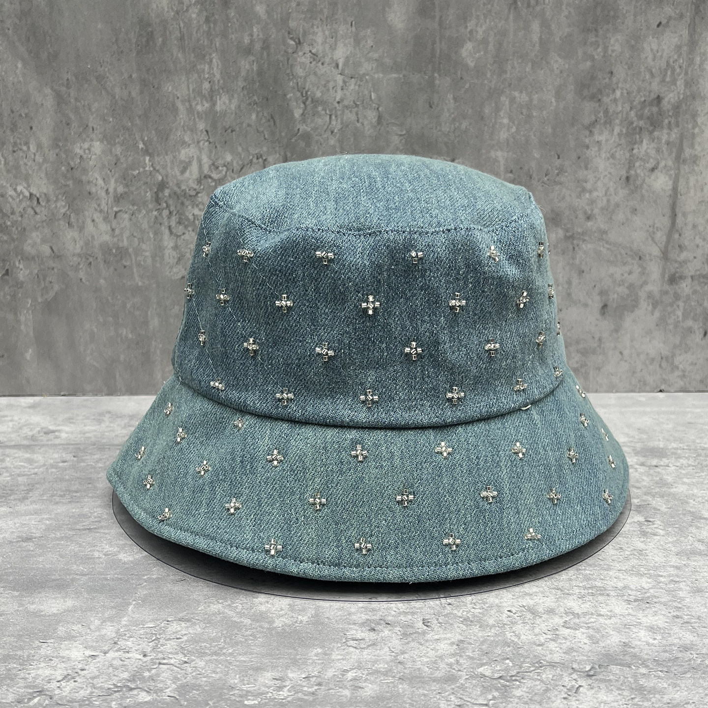 26新款水洗牛仔棉复古渔夫帽女春夏柔软可折叠十字花装饰遮阳盆帽