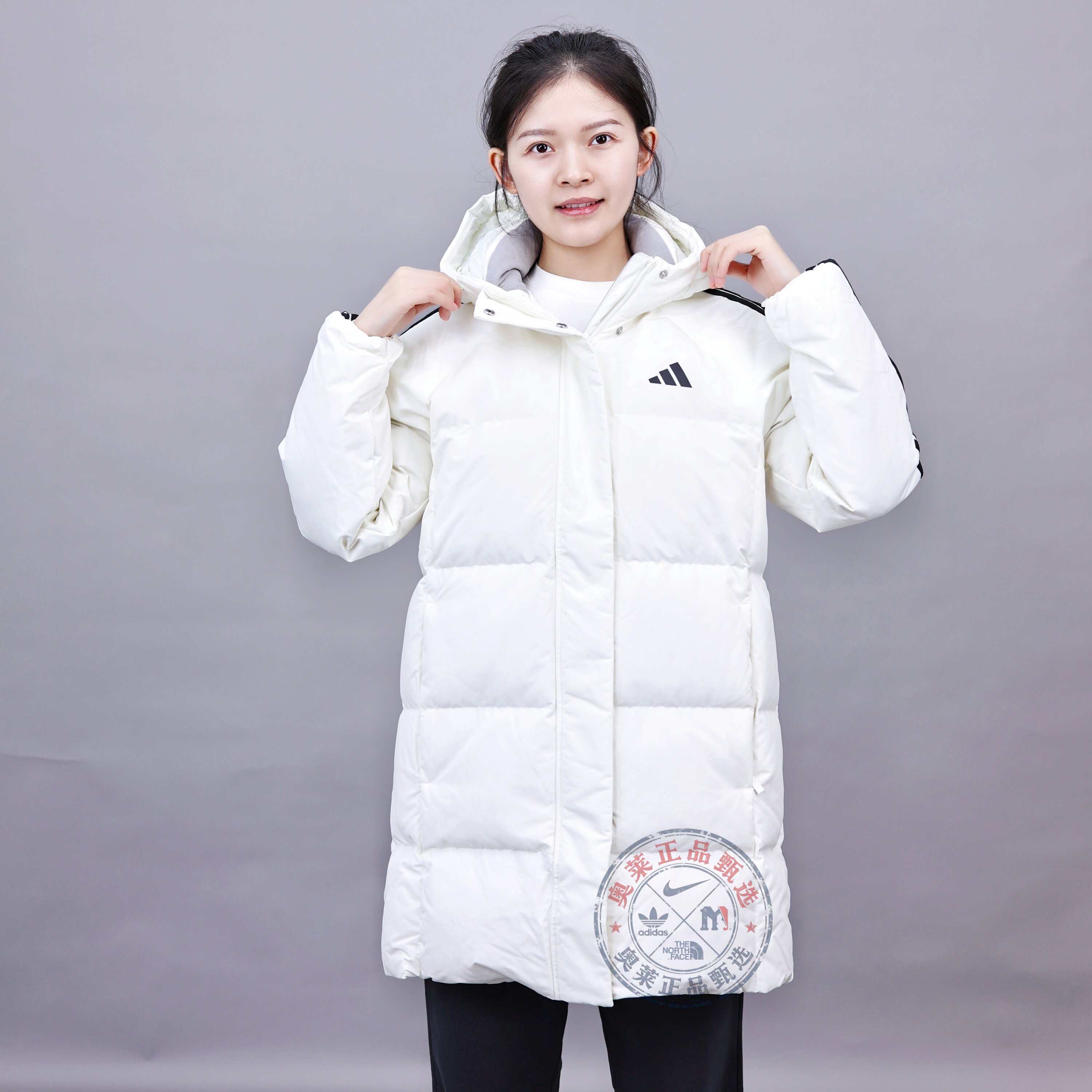 Adidas阿迪达斯中长款羽绒服女25秋冬新款休闲保暖夹克外套KC2485