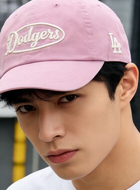 26春季新款MLB情侣棒球帽男女同款NY刺绣软顶运动鸭舌帽3ACPV036N