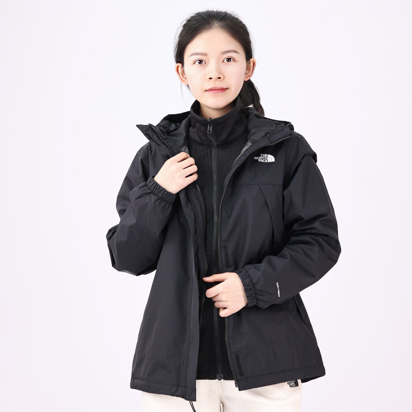 TheNorthFace北面秋冬女子户外防水保暖抓绒内胆三合一冲锋衣7QW6
