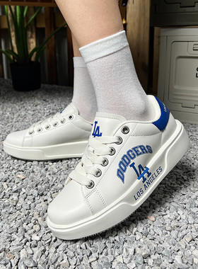 MLB男鞋女鞋秋季新款运动鞋户外时尚板鞋耐磨轻便休闲鞋3ASXCCV3N