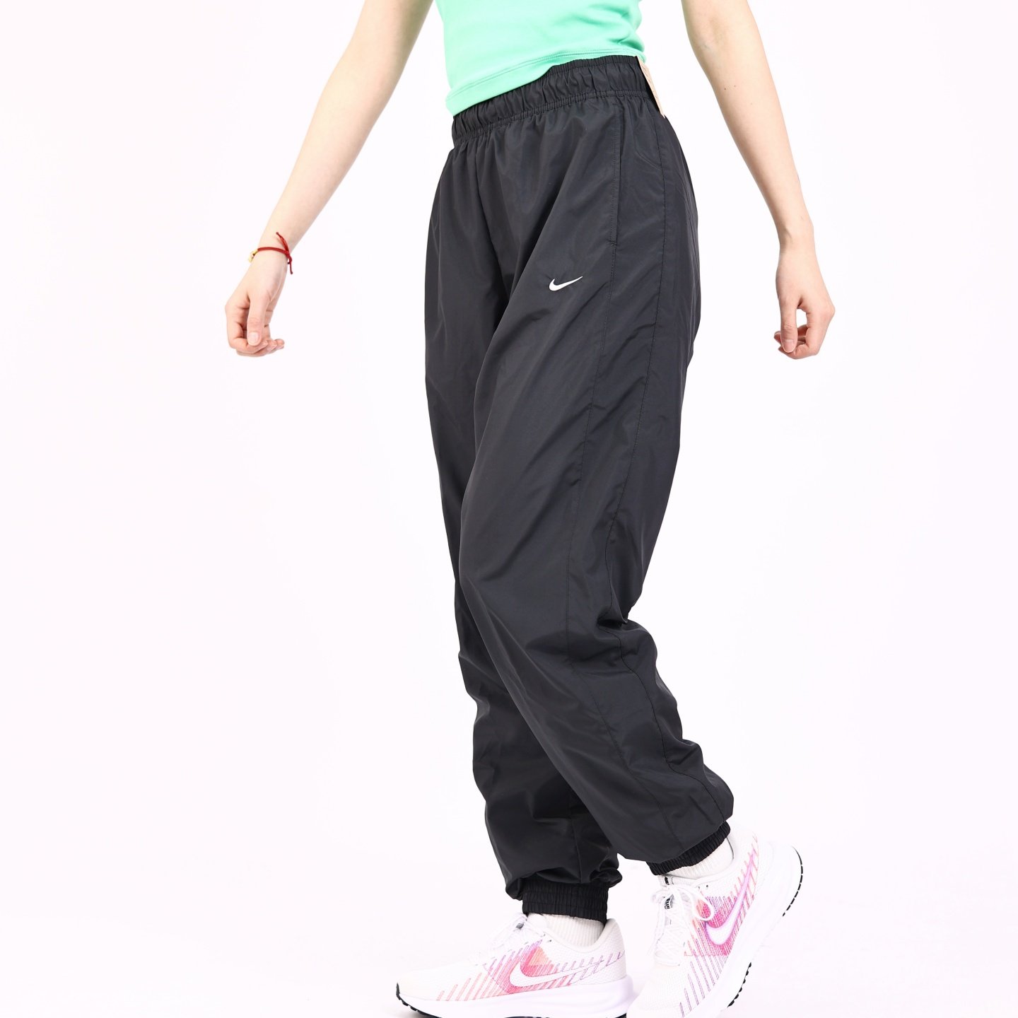 Nike耐克梭织长裤女宽松防晒透气中腰梭织拼接网眼运动裤FV7661