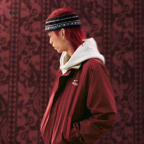 NIKE马年限定男摇粒绒保暖外套