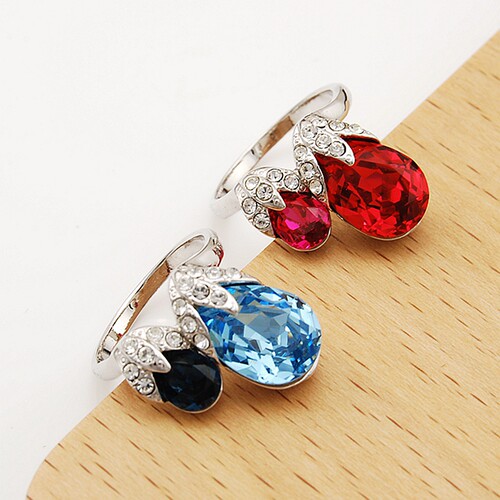 以前很贵断码清仓仅剩4件卖完下架手工镶嵌奥地利水晶戒指