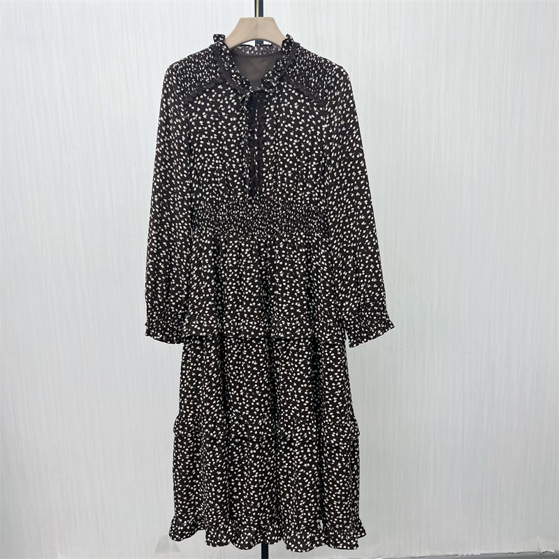 片●2025秋季新品 碎花长袖连衣裙女气质通勤显瘦复古茶歇裙1032