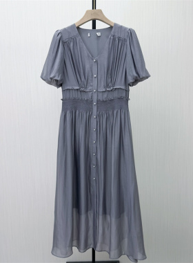 香●2026夏季新品 法式v领连衣裙女气质显瘦小清新a字茶歇裙3297