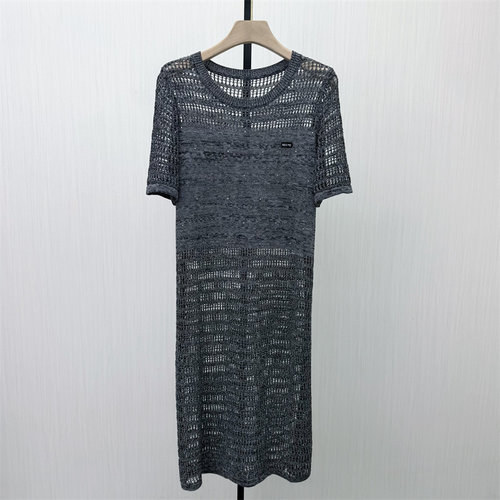S●2026夏季新品 针织长裙女气质显瘦宽松镂空短袖连衣裙771