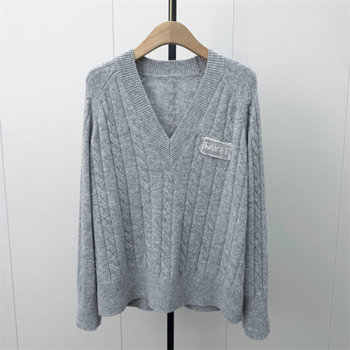 fei●2026秋季新品 v领绵羊毛衫女慵懒风休闲宽松针织衫上衣7187
