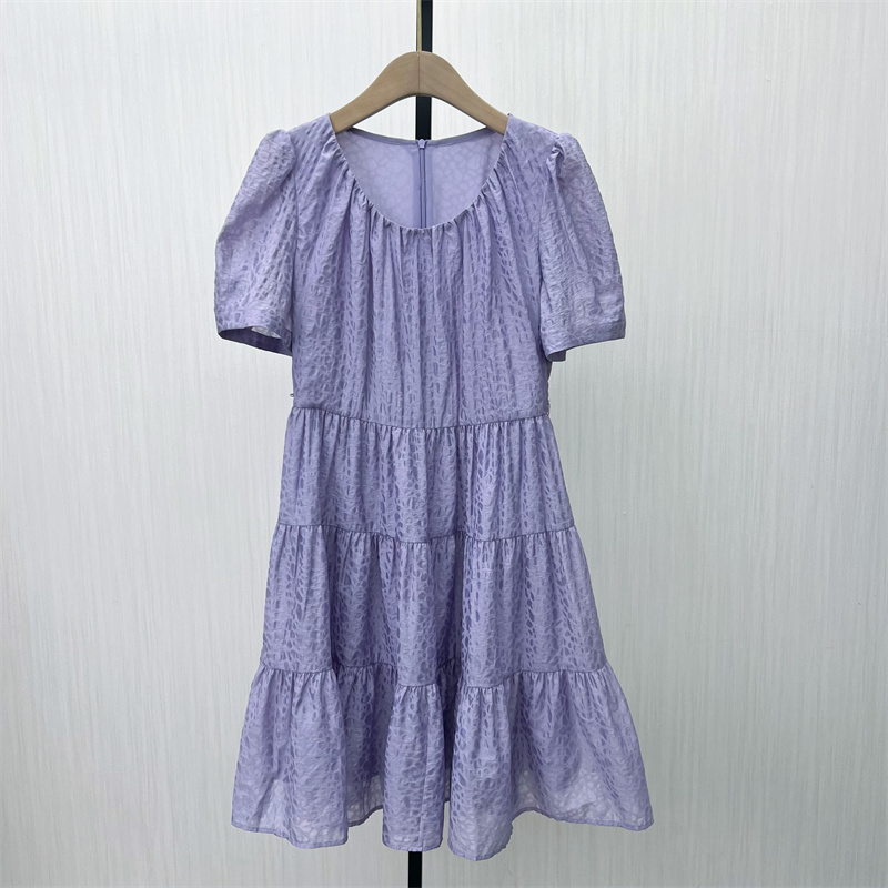 恩●2025夏季新品 小清新连衣裙女气质宽松显瘦泡泡袖a字裙063