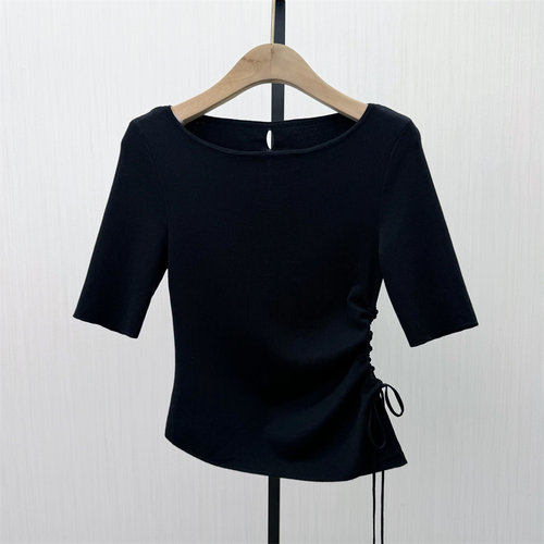 迪●2026春季新品 短袖针织衫女气质轻薄修身显瘦打底衫上衣3185