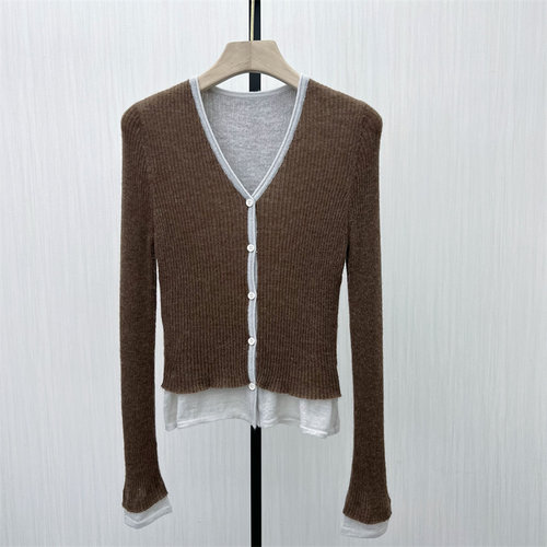 fei●2025秋季新品 针织衫女弹力修身显瘦气质长袖打底衫上衣7104