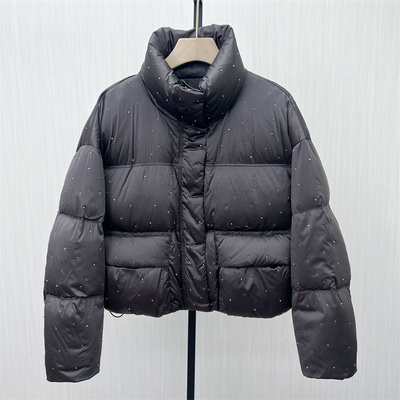 良月●2025冬季新 短款立领羽绒服女宽松面包服加厚保暖外套2047