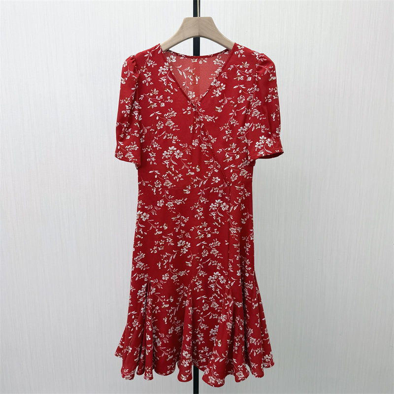 图●2026夏季新品 法式碎花连衣裙女气质显瘦小清新茶歇裙4289