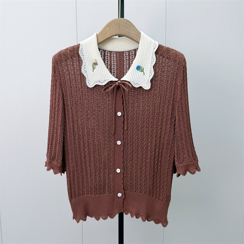 fei●2026秋季新品 娃娃领短袖针织衫女气质甜美显瘦打底上衣7281