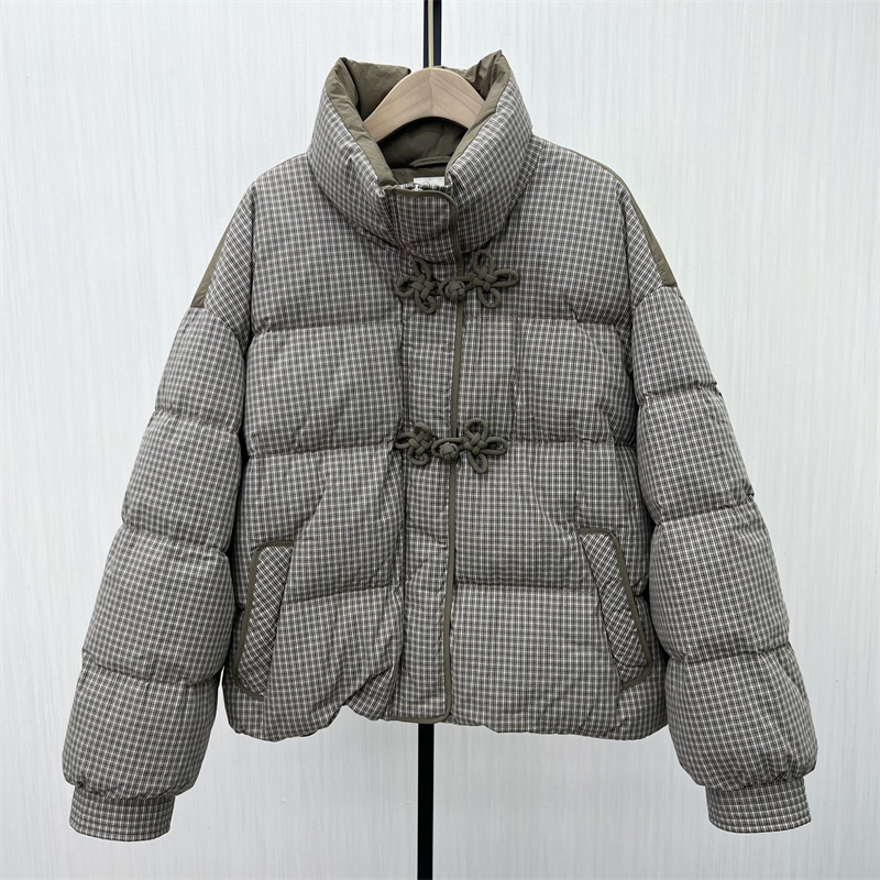 C●2025冬季新品 格纹盘扣羽绒服女气质新中式短款白鸭绒外套9057