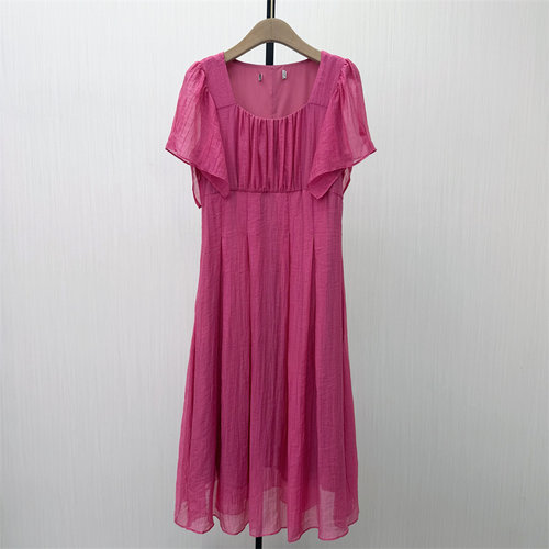 香●2026夏季新品 法式方领连衣裙女气质显瘦小清新a字茶歇裙3423