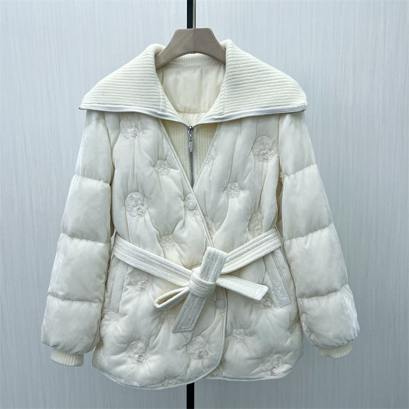 图●2025冬季新品 假两件羽绒服女气质设计感保暖百搭厚外套8577