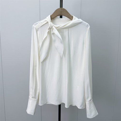 迪●2026冬季新品 法式长袖衬衫女小众气质别致宽松日常上衣6732