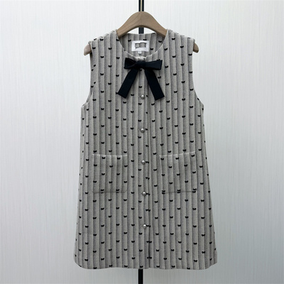 fei●2026春季新品 小香风无袖背心裙女高级感气质a字连衣裙5260