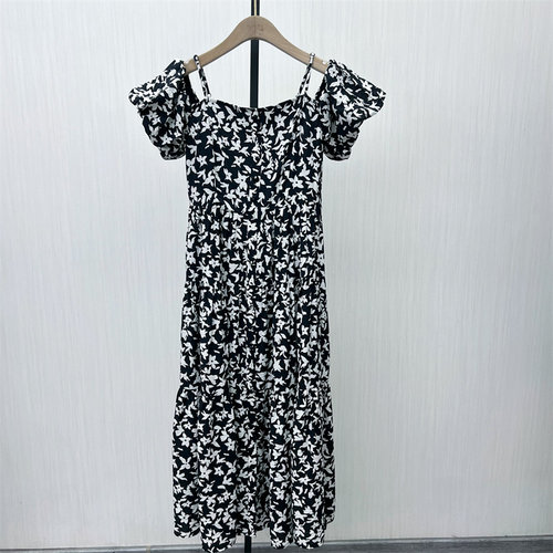 乂●2025夏季新品 法式连衣裙女气质通勤显瘦小清新a字裙子6424
