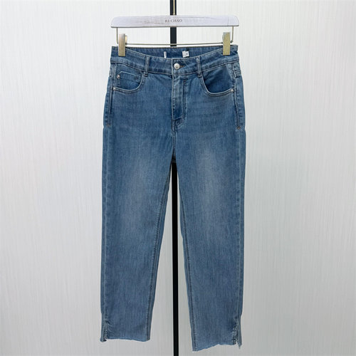 恩●2026夏季新品 直筒牛仔裤女高腰显瘦修身通勤长裤铅笔裤588