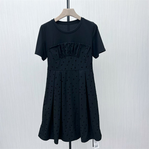 乂●2025夏季新品 法式连衣裙女气质通勤显瘦小清新a字裙子7211